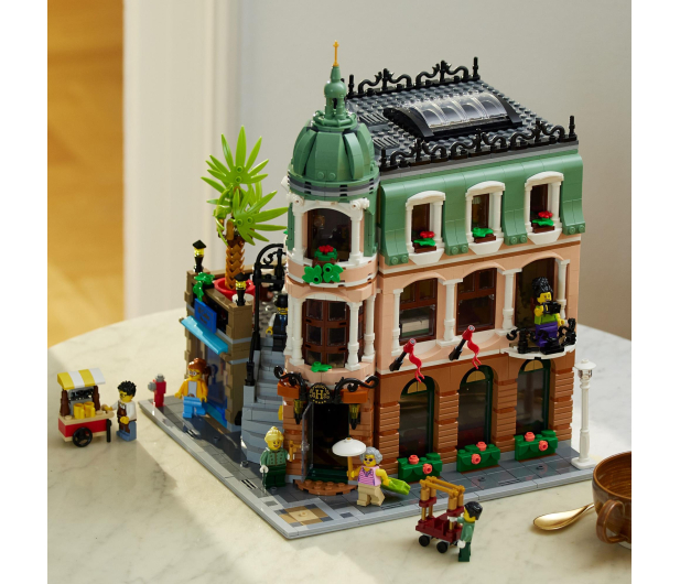 LEGO Icons 10297 Hotel butikowy - 1266902 - zdjęcie 7